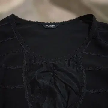 핑크하우스 새상품급 잉게보그 블랙 쉬폰 긴팔 셔츠