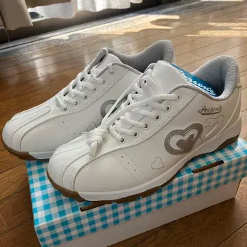 미사용 새상품 여성용 골프화