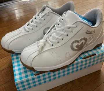 미사용 새상품 여성용 골프화