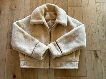 숏 보아 자켓 차오패닉