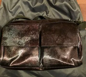 다크 브라운 숄더백 합성 피혁