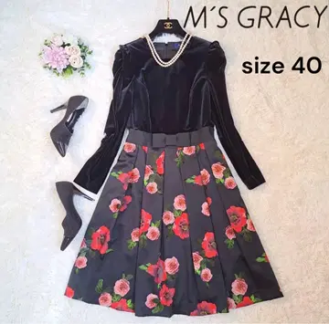 우아 엠즈 그레이시 원피스 플레어 리본 꽃무늬 현행 택 40