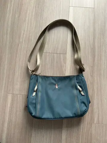 바셋 하운드 자수 숄더백