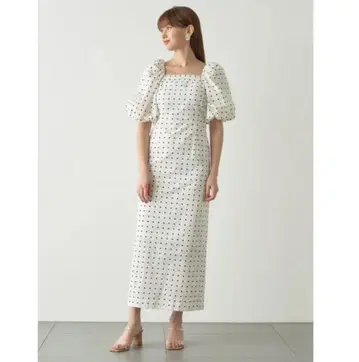 스나이델 퍼프 슬리브 원피스