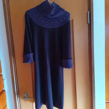 (미사용에 가까움) 모 100% 니트 원피스 하이넥