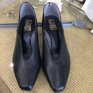 피즈린 펌프스 23.0cm