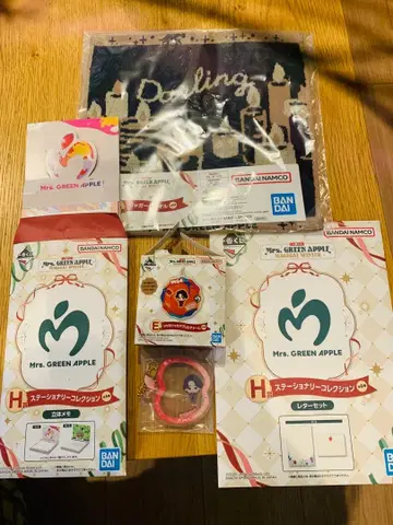 Mrs. GREEN APPLE E상 오오모리 모토키 총 4점
