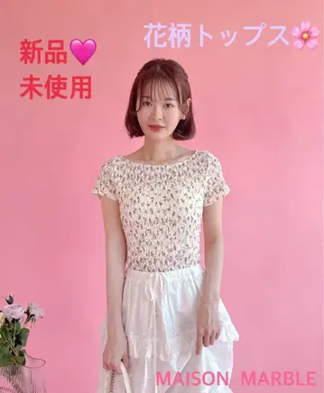 [ 새상품 ] 메종 마블 꽃무늬 레이스 상의