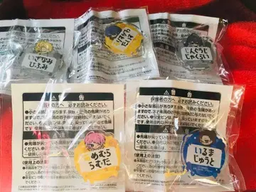 히프노시스 마이크 오나마에 아크릴 배지 세트입니다