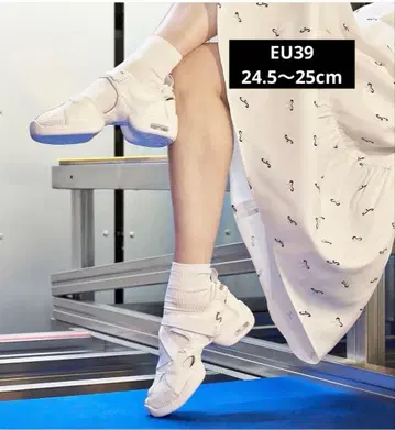 FOUNDRYMEWS / WHITE CANVAS SHOES Sansha