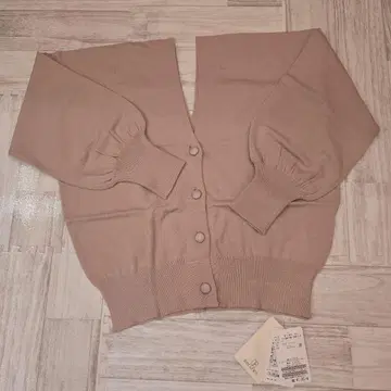 BAYCREW'S 베이지 긴팔 가디건 니트 미착용