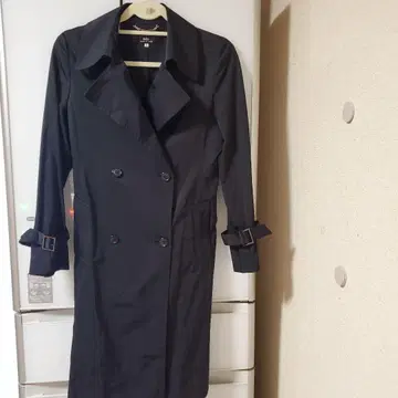 이네드 트렌치코트 사이즈 9호 블랙