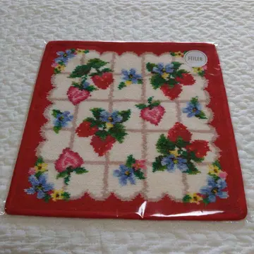 FEILER 스트로베리 필드 쁘띠 손수건