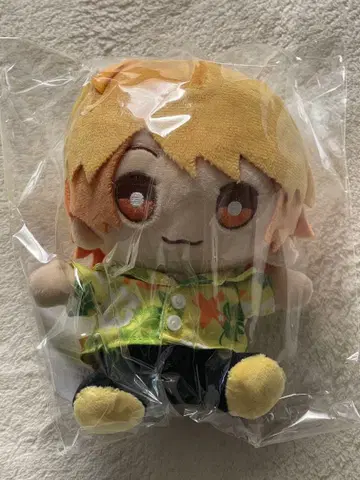 AMPTAK x COLORS 앉은 봉제 인형 아키이