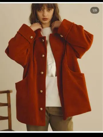 금장 버튼 미들 코트 unitage