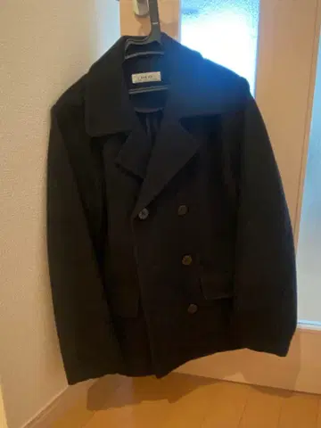 PAR ICI 블랙 숏 기장 코트