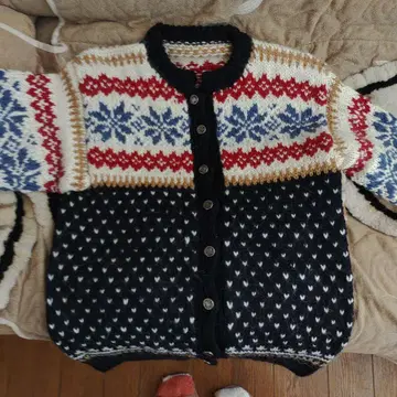노르딕 무늬 니트 가디건 손뜨개질 핸드메이드