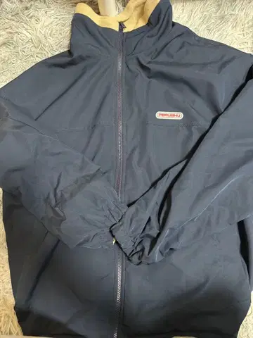 Perushu 리버서블 나일론 자켓 네이비 베이지