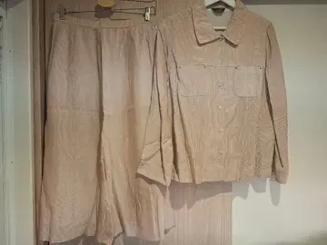 레리안 스트라이프 베이지 팬츠 셋업