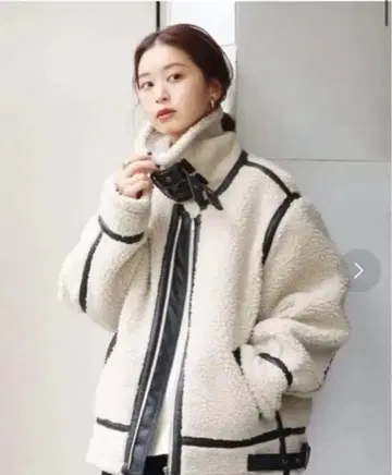 Ungrid 보아 무스탕 블루종 (베이지 M)