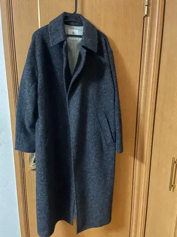 나노 유니버스 다크 그레이 가운 롱 코트