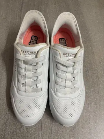 스케쳐스 슬립인즈 (24) 우노이지에어 화이트