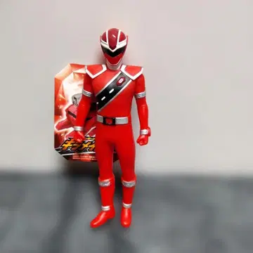 키라메이 레드 피규어