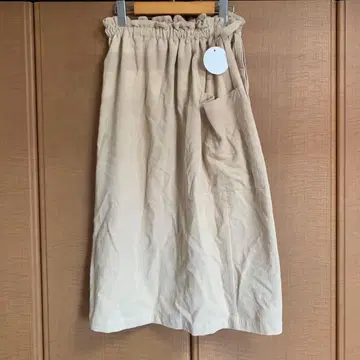 미사용 새상품 susuri 마카로니 스커트 코듀로이 베이지
