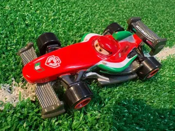 토미카 카즈 프란체스코 베르누이 카본 레이서 타입