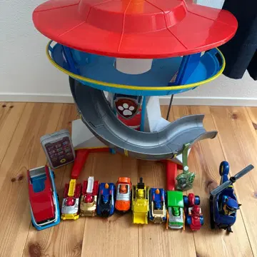 파우 패트롤 파우 스테이션과 미니카 세트