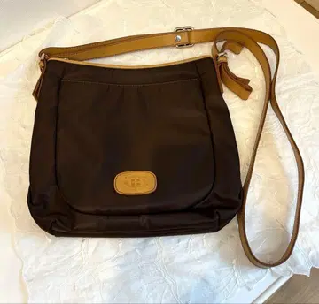 PLINIOVISONA 이탈리아제 숄더백