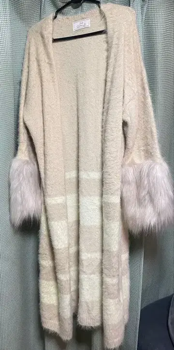 Gready 베이지 롱 코트 M 사이즈