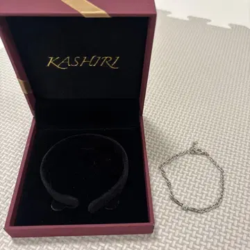 KASHILI 실버 팔찌