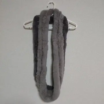 Innocent 그레이 퍼 머플러