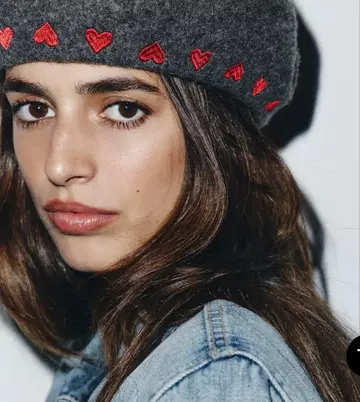 ZARA 울 하트 베레모