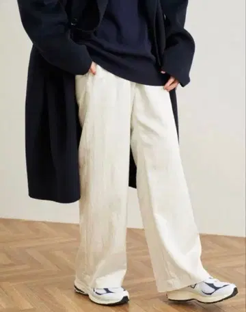 프레임워크 드레이피 이지 팬츠 화이트 36