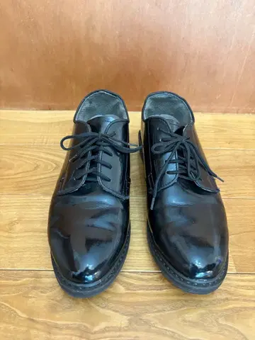 로스코 포스트맨 신발 플레인토 에나멜 신발 30cm