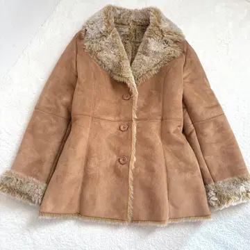 [ 새상품급 ] 스웨이드 느낌 페이크 무스탕 코트 베이지 퍼