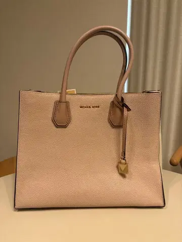 [ 미사용 택 포함 ] 마이클코어스 핸드백