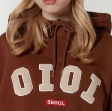 5252 by O!Oi 후드 맨투맨 브라운