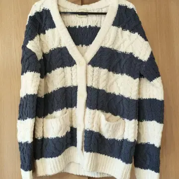 plaque 스트라이프 가디건 F 네이비/아이보리