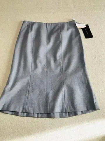 Lesouk 그레이 타이트 스커트 사이즈 38