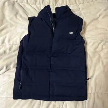 Lacoste 네이비 다운 베스트