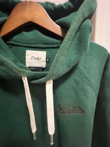 Drake's 그린 후드 부착 후드티 36