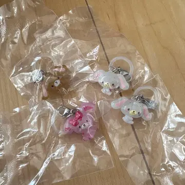 산리오 윳토메지루시 액세서리 4개 세트