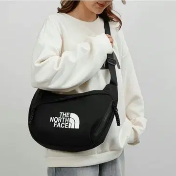 THE NORTH FACE 블랙 숄더백