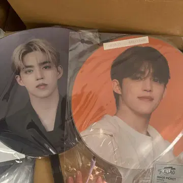 에스쿱스 승철 NEW_ FOLLOW AGAIN 부채 2점