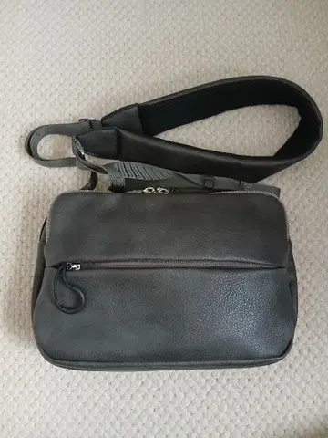 Otias 앤티크풍 인조 가죽 숄더백