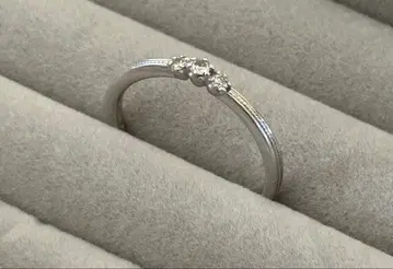 쿠미쿄쿠 KUMIKYOKU K10WG 반지 다이아 0.07ct