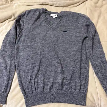 LACOSTE 그레이 V넥 스웨터 US M